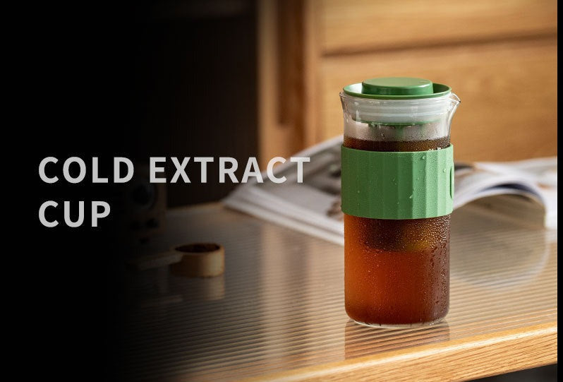This is a portable glass cold brew teapot bottle