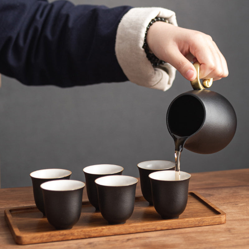 this is an automatic ceramic teapot