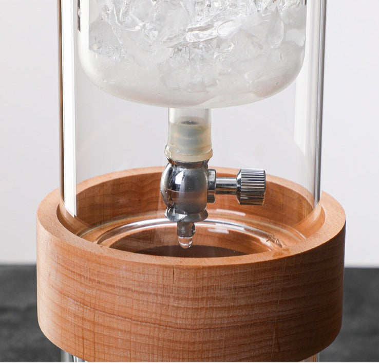 this is an automatic glass teapot.this is an ice drip coffee tea pot