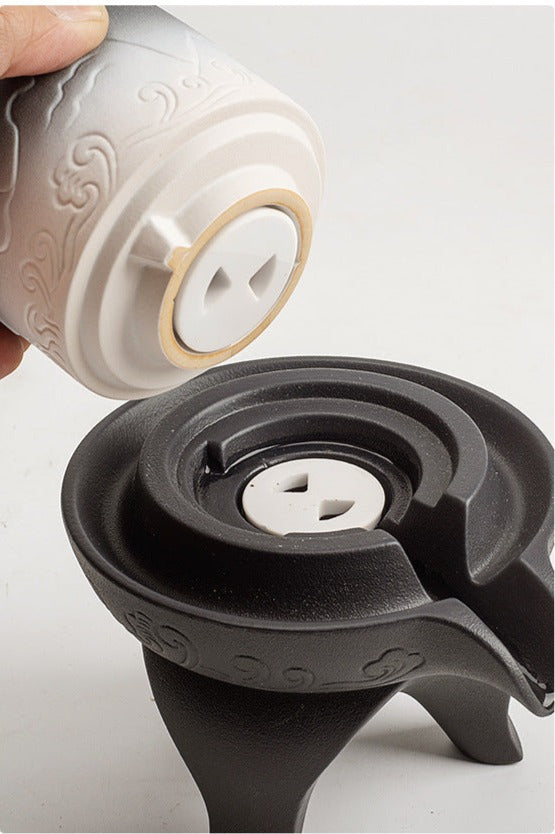 this is an automatic ceramic teapot