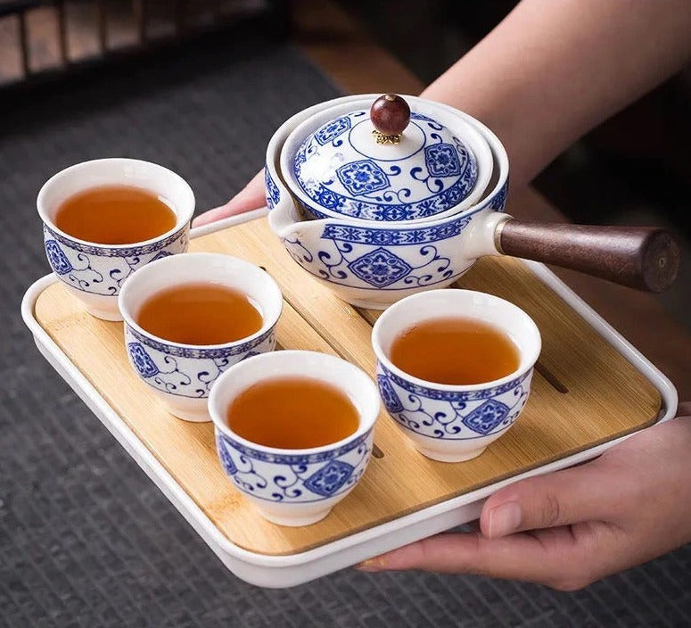 This is a side handle teapot set.this is a 360 rotating ceramic single teapot