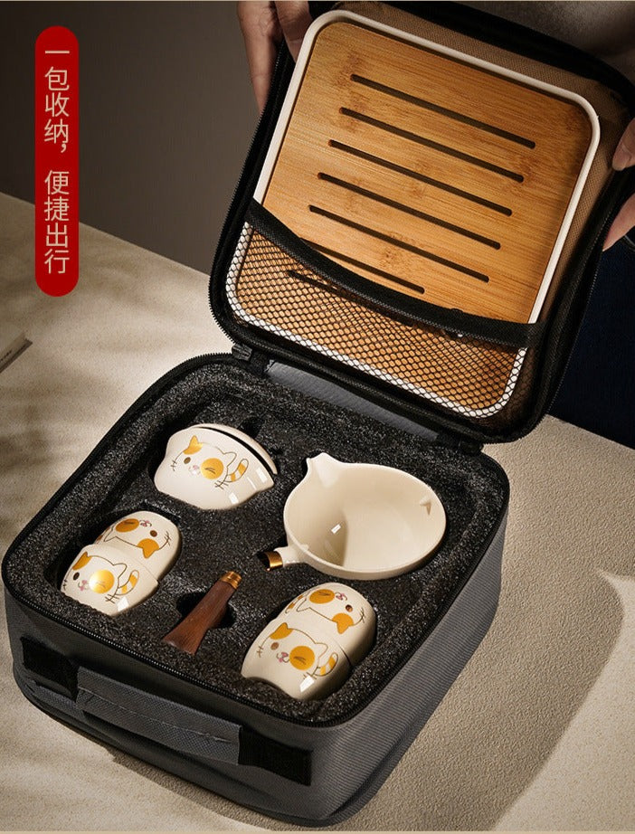 This is a side handle teapot set.this is a 360 rotating ceramic single teapot