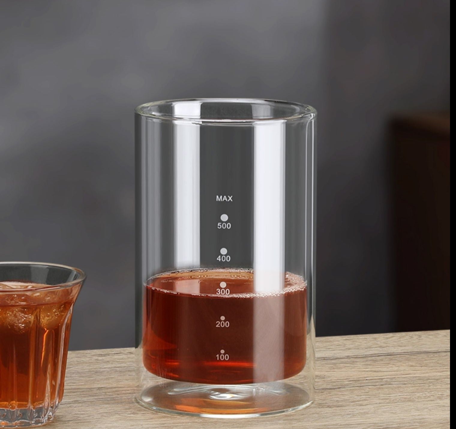 this is an automatic glass teapot.this is an ice drip coffee tea pot