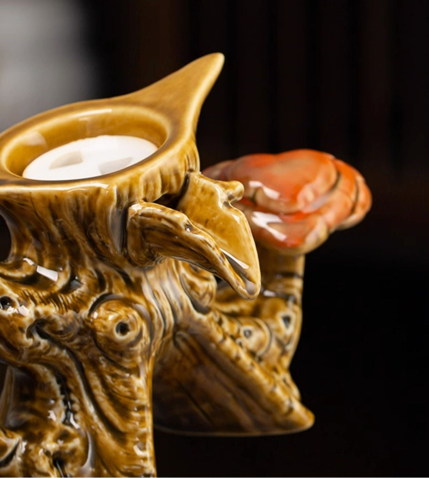 this is an automatic ceramic teapot