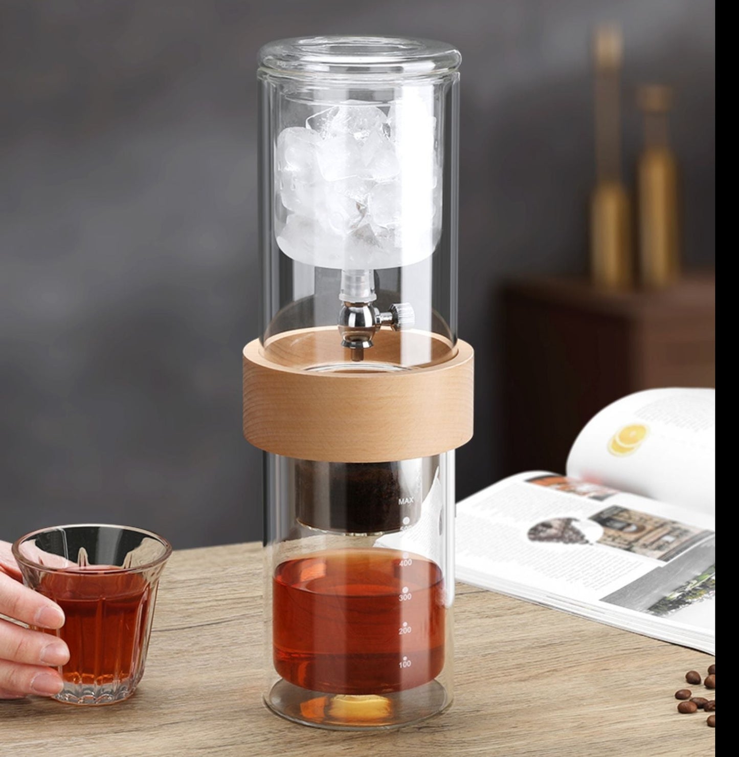 this is an automatic glass teapot.this is an ice drip coffee tea pot