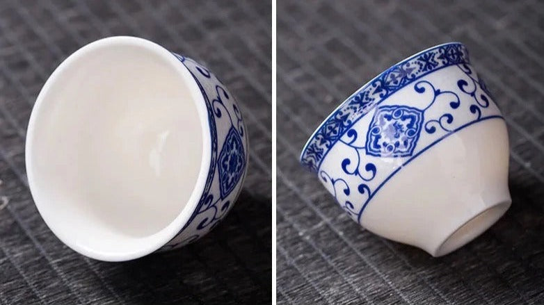 This is a side handle teapot set.this is a 360 rotating ceramic single teapot