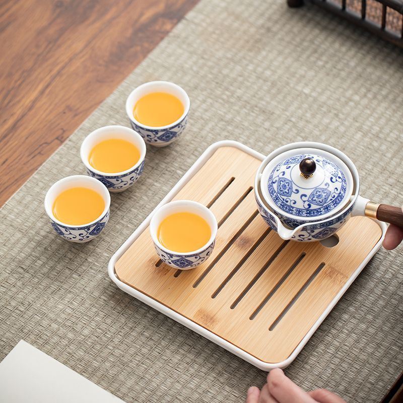 This is a side handle teapot set.this is a 360 rotating ceramic single teapot