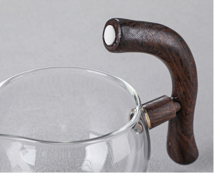 this is an automatic glass teapot