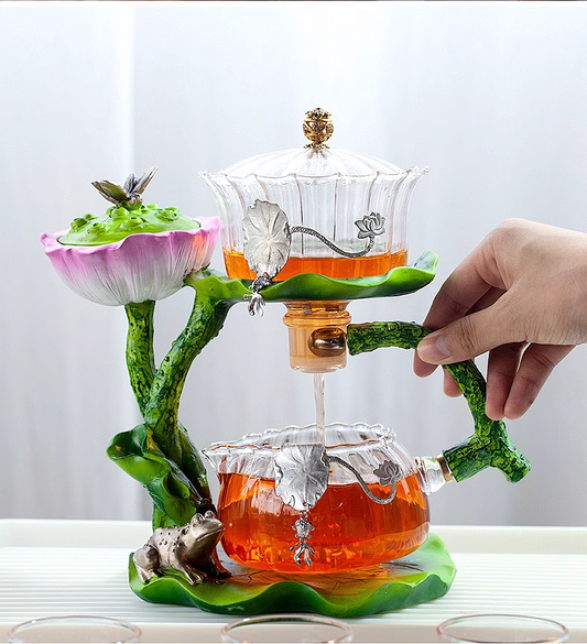 This is a lotus glass teapot. this is a automatic teapot
