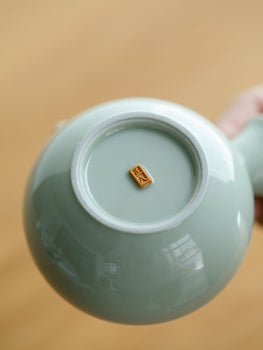 Handmade Green Teapot Artwork Chinese Style Simple Teapot Household Ceramics Teapot Fresh Kung Fu Tea Set