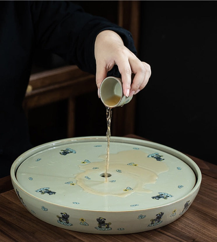this is an automatic ceramic teapot