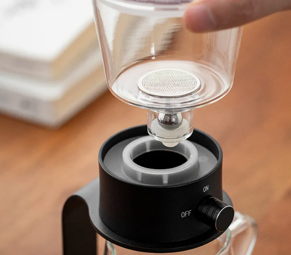 this is an automatic glass teapot.this is an ice drip coffee tea pot