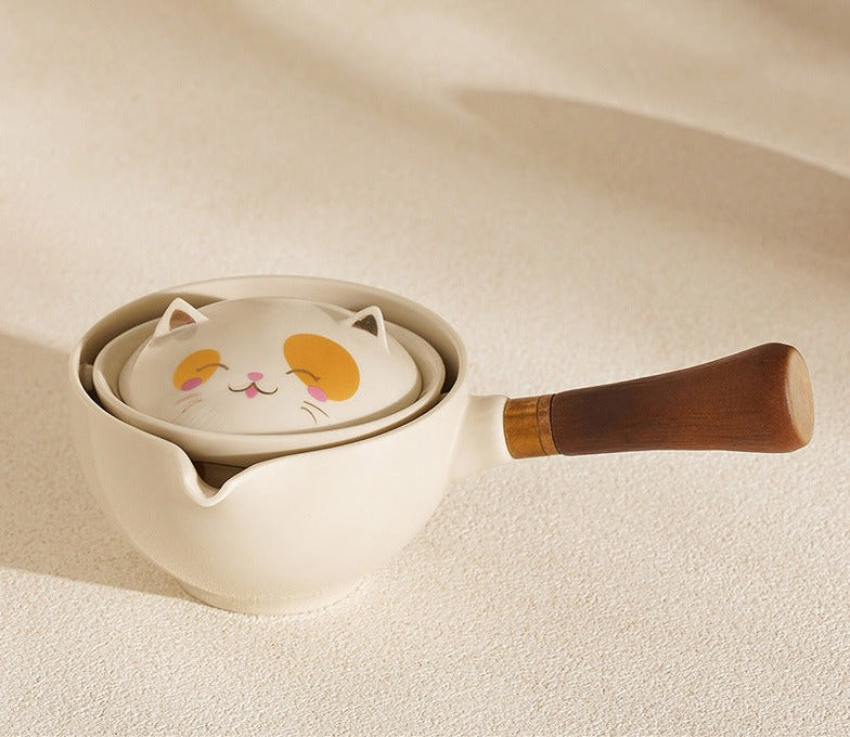 This is a side handle teapot set.this is a 360 rotating ceramic single teapot