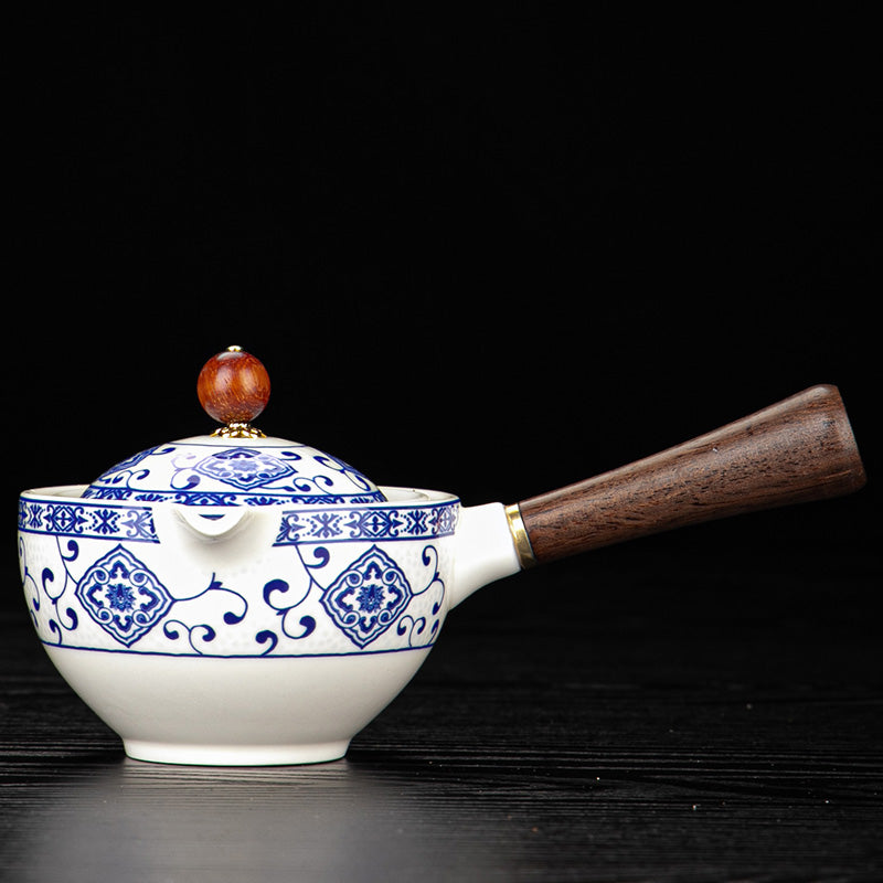 This is a side handle teapot set.this is a 360 rotating ceramic single teapot