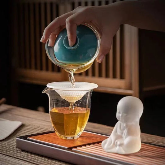 Heat-resistant glass tea drainer monk ornament tea set accessories tea drain set one tea separation tea filter