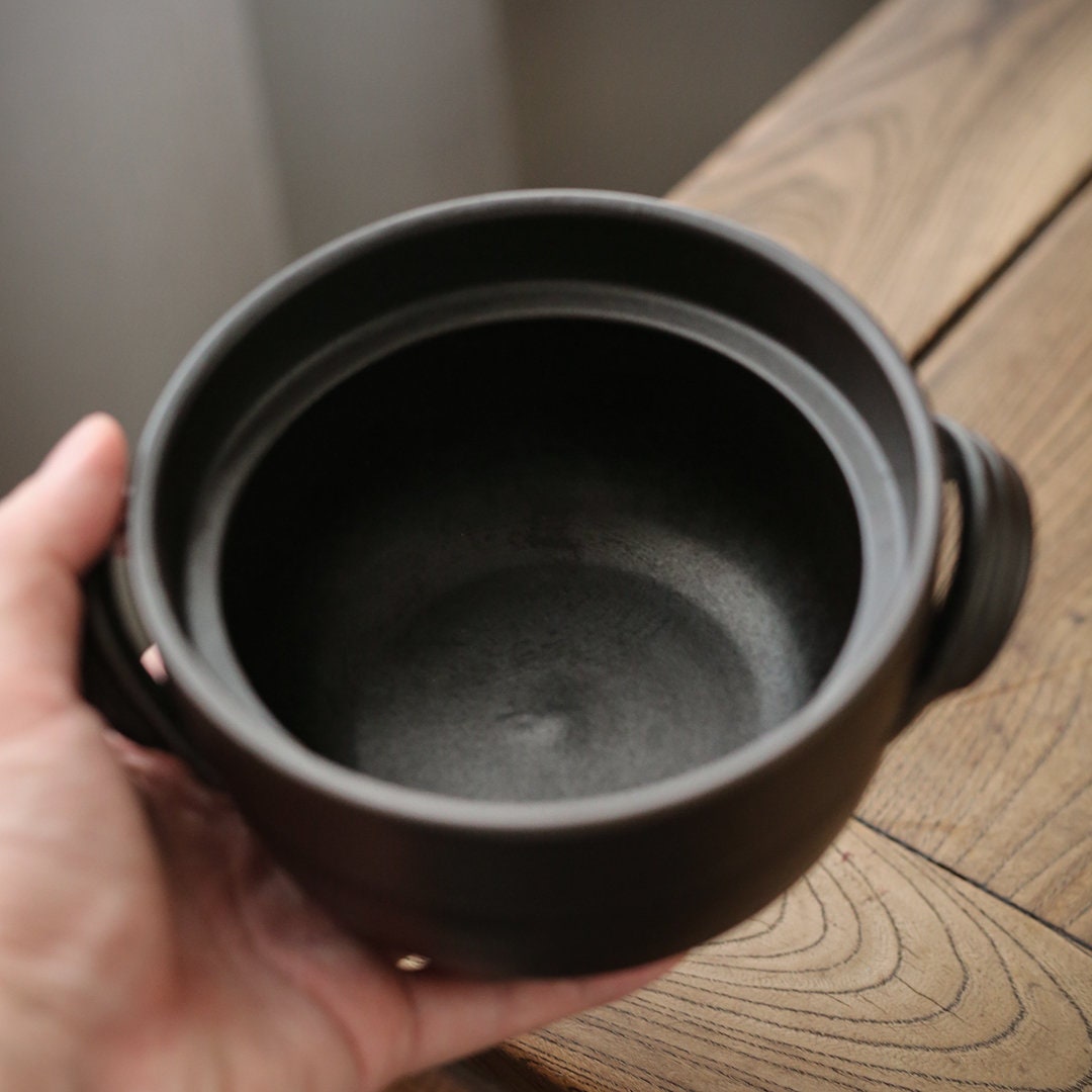 Handamde Chinese Cooking Pot One persone Pot Food Pot Charocal Stove Pottery Pot Soup