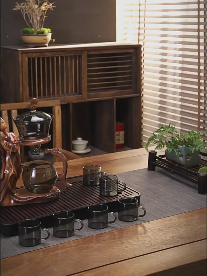 this is an automatic glass teapot