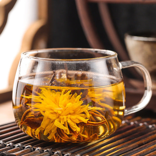 this is Chinese floral tea chrysanthemum black tea