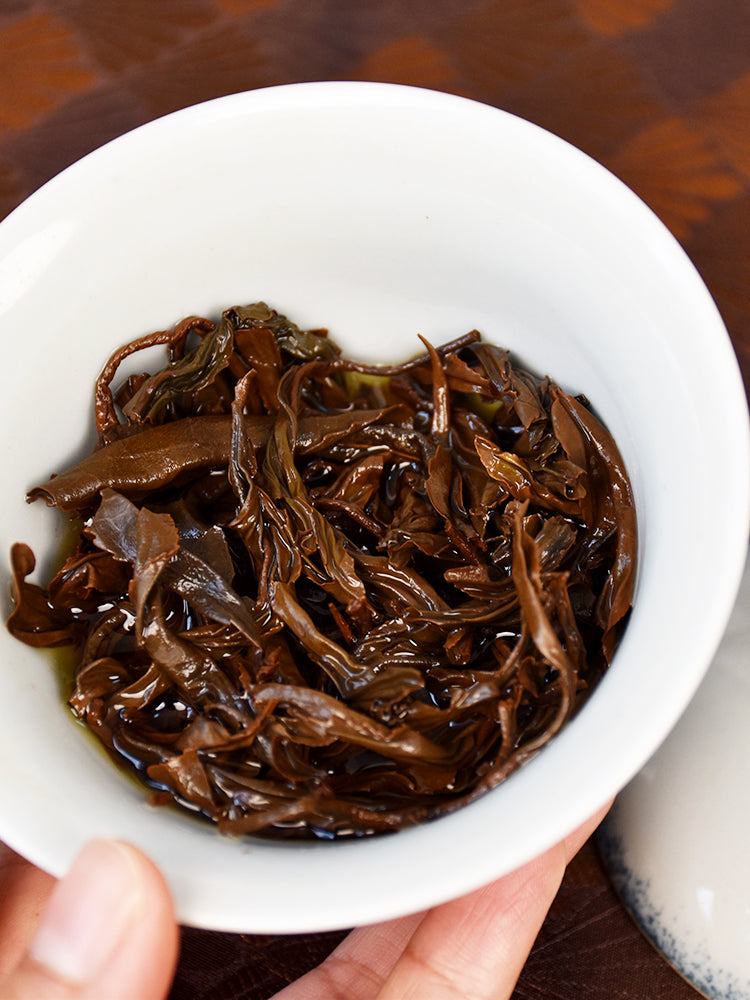 this is Yunnan Gushu black tea. this is Chinese Yunnan Gushu black tea