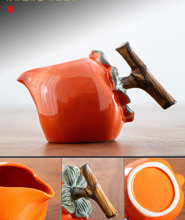 This is a persimmon-shaped automatic teapot