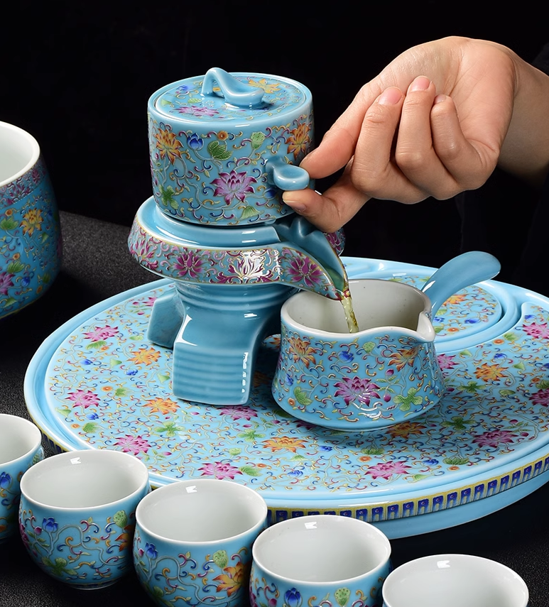 This is an automatic enamel teapot