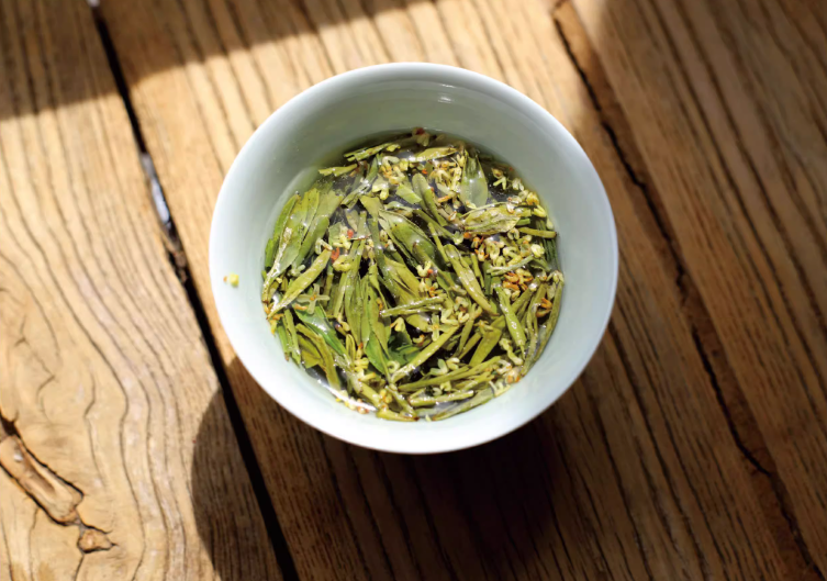 this is Chinese detox tea osmanthus longjing tea