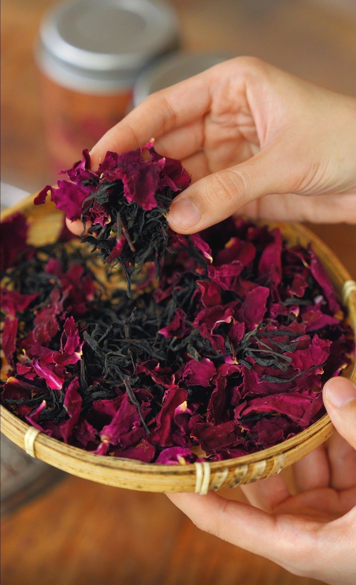 this is Chinese rose black tea