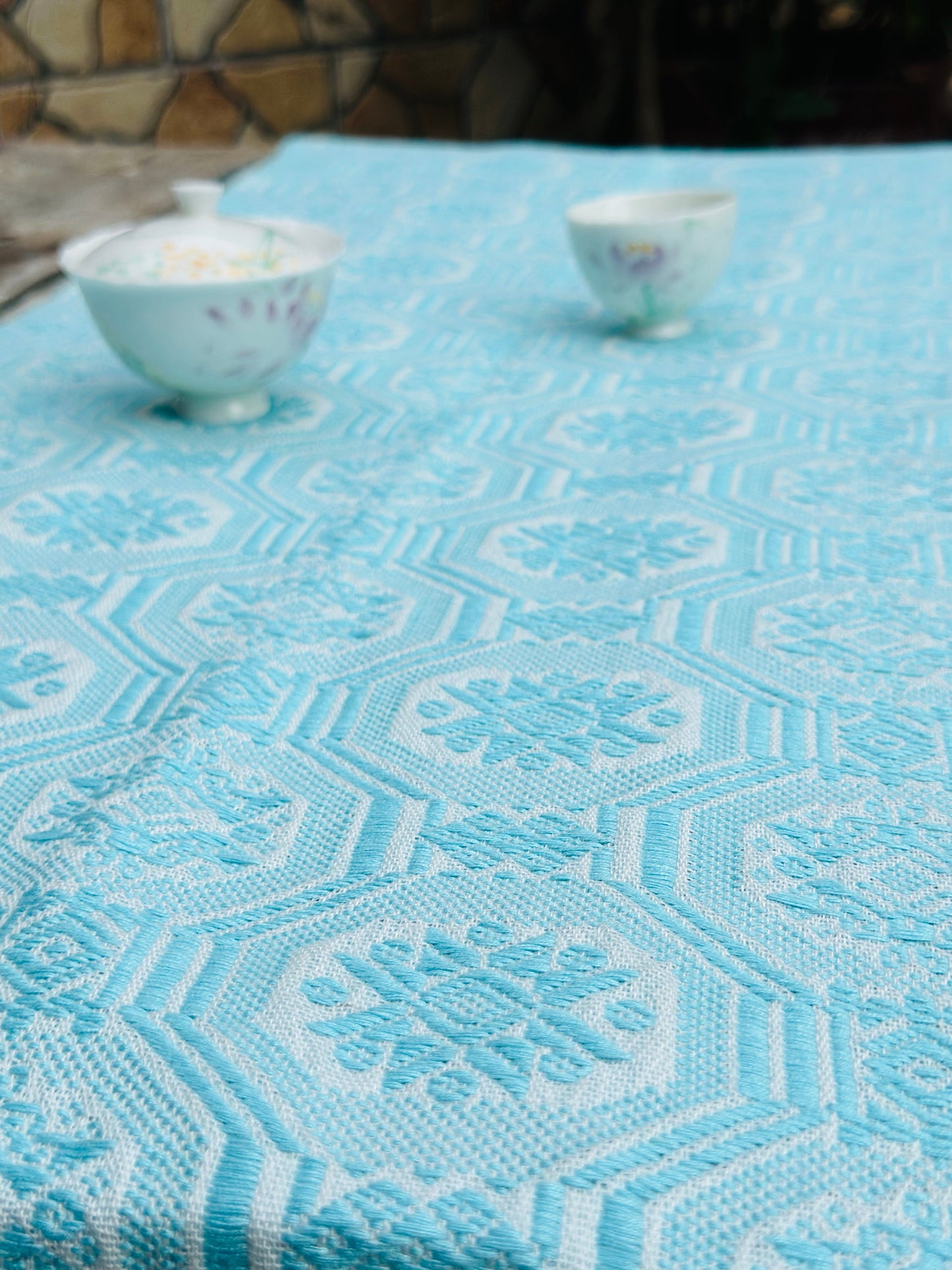 High-end Handcrafted Small Python Dargon Pattern Chinese Light Green White Zhuang Brocade Silk Cloth Scarf Tea Table Cloth