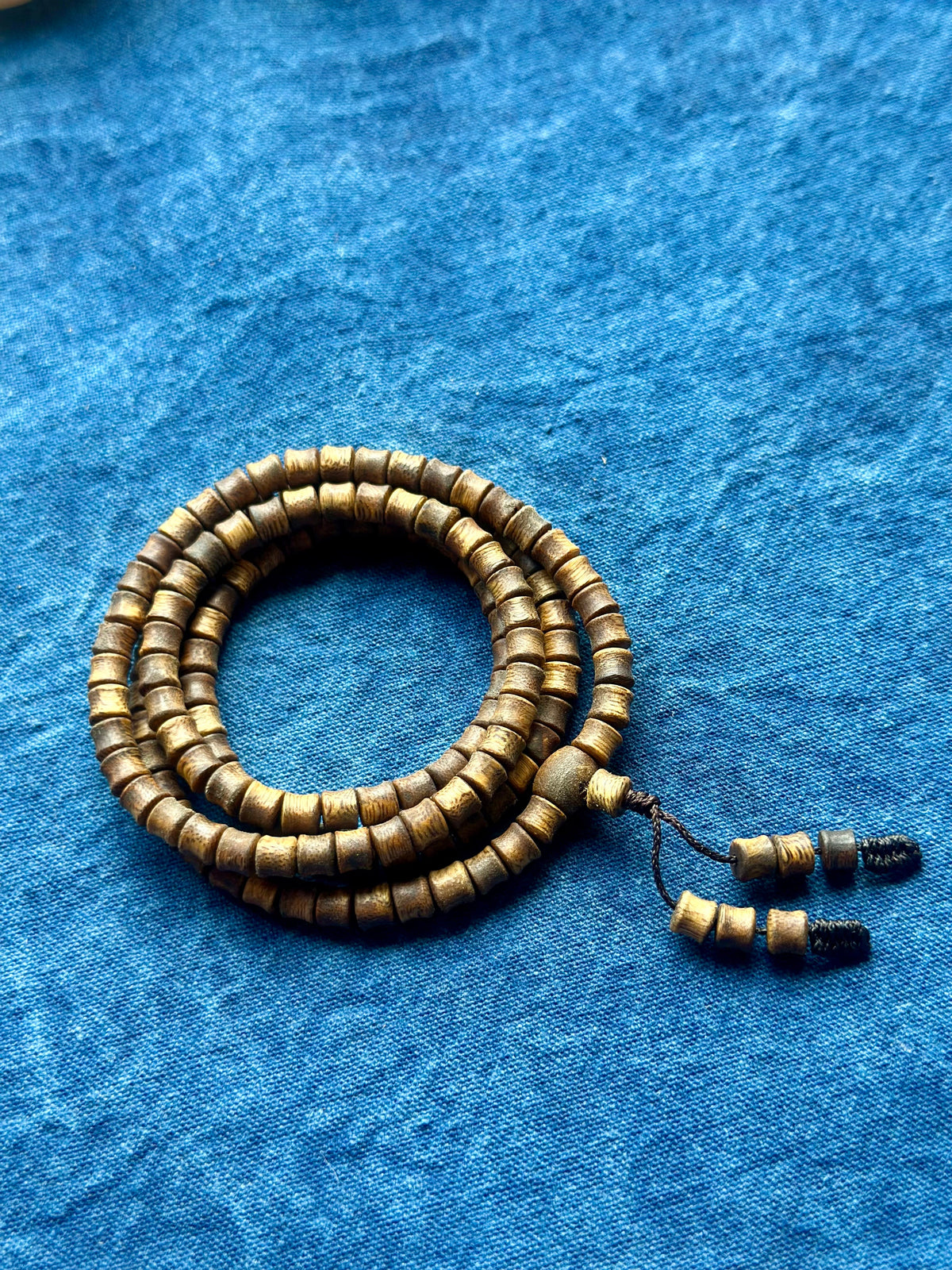 Authentic Incense Chinese Hainan Island Hainandao Pure High-end Agarwood Necklace Qinan Aloeswood Bracelet