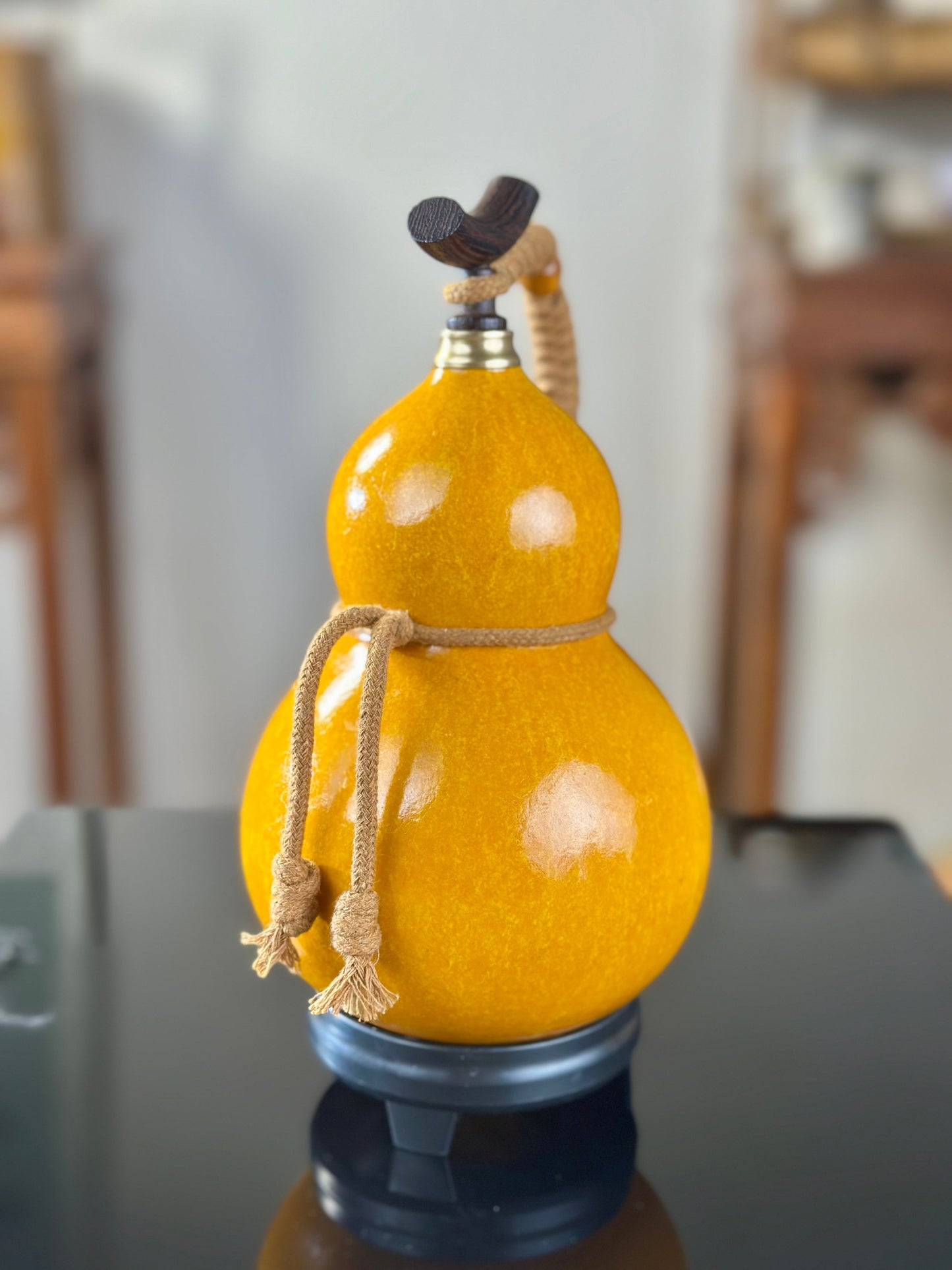 Hand dyed Golden Chinese Lacquerware Hulu Natural Gourd Water Tea Container Classical Home Decor
