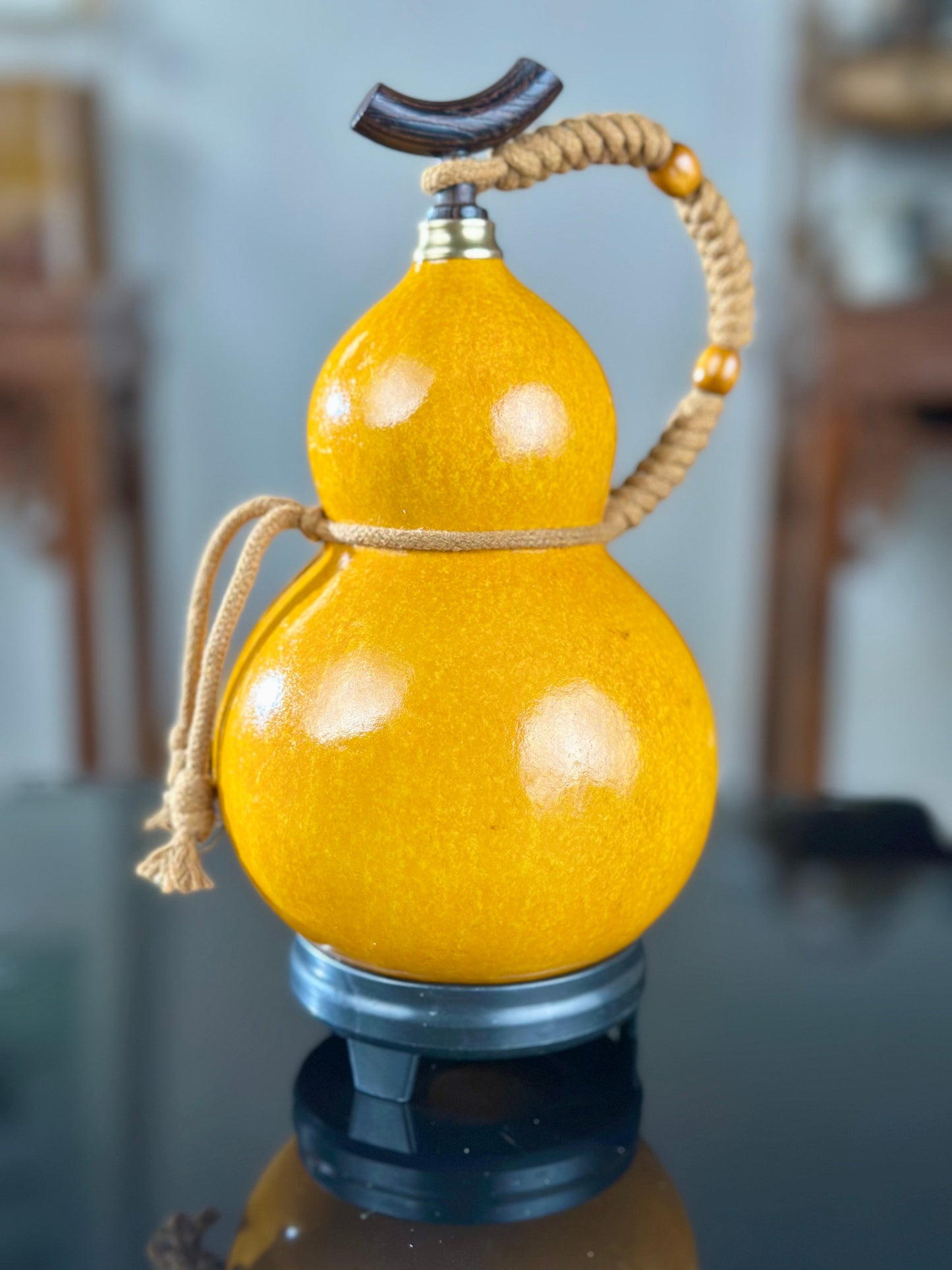 Hand dyed Golden Chinese Lacquerware Hulu Natural Gourd Water Tea Container Classical Home Decor