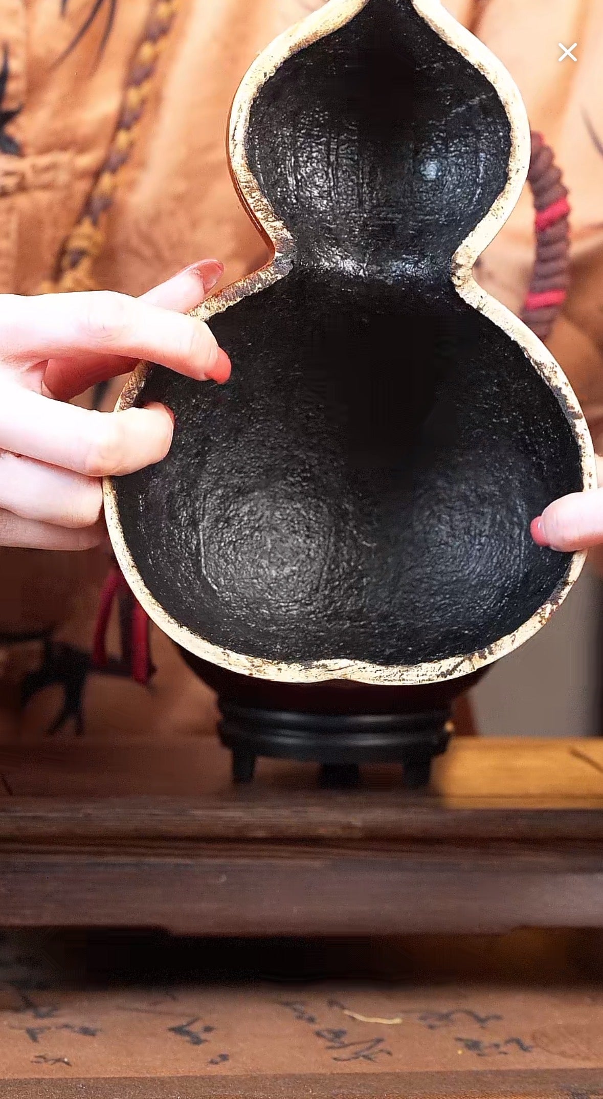 Hand dyed Golden Chinese Lacquerware Fengshui Ornament Hulu Natural Gourd Water Tea Container Classical Home Decor