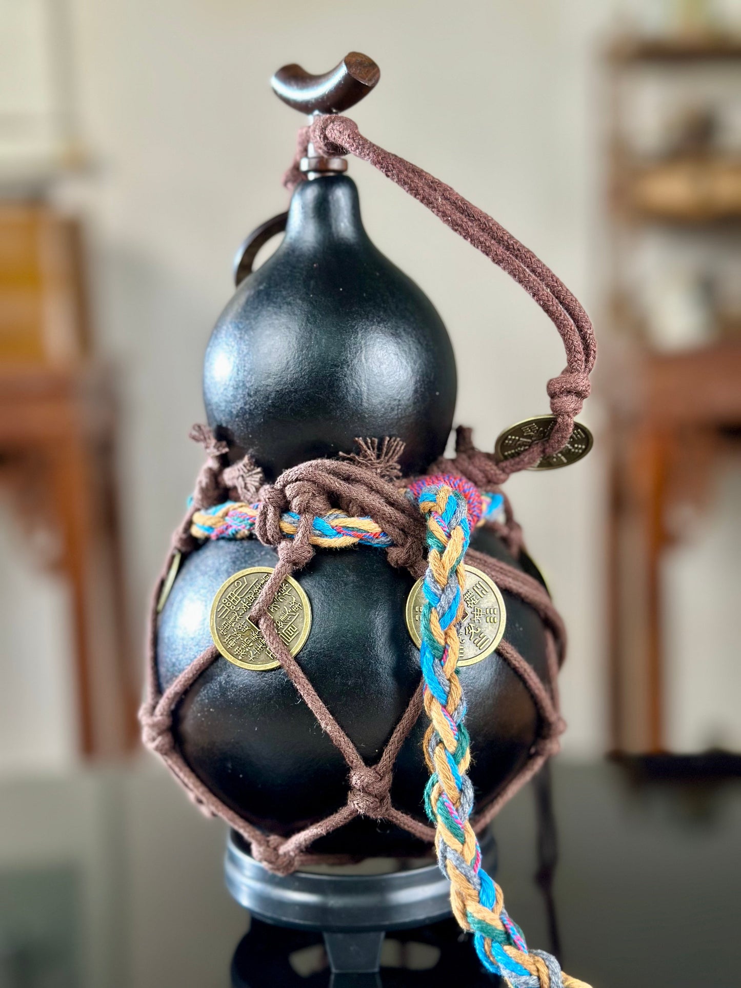 Hand dyed Fengshui Ornament Bright Black Chinese Lacquerware Hulu Natural Gourd Water Tea Container Classical Home Decor