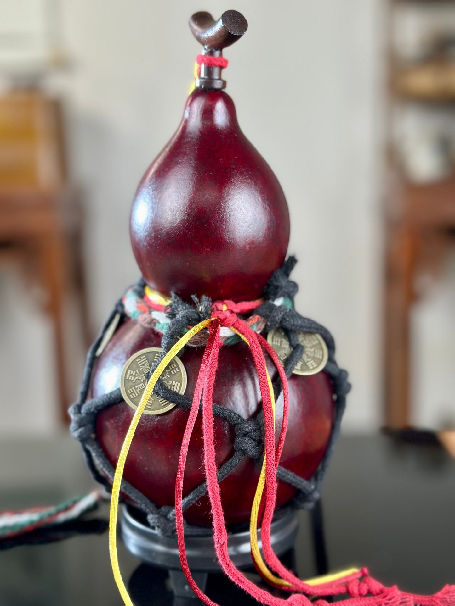 Hand dyed Fengshui Ornament Burgundy Reddish Chinese Lacquerware Hulu Natural Gourd Water Tea Container Classical Home Decor