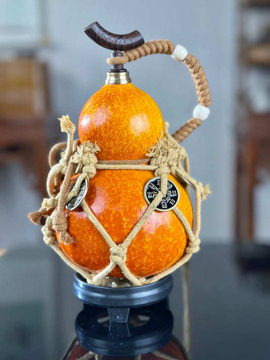 Hand dyed Fengshui Ornament Bright Orange Yellow Chinese Lacquerware Hulu Natural Gourd Water Tea Container Classical Home Decor