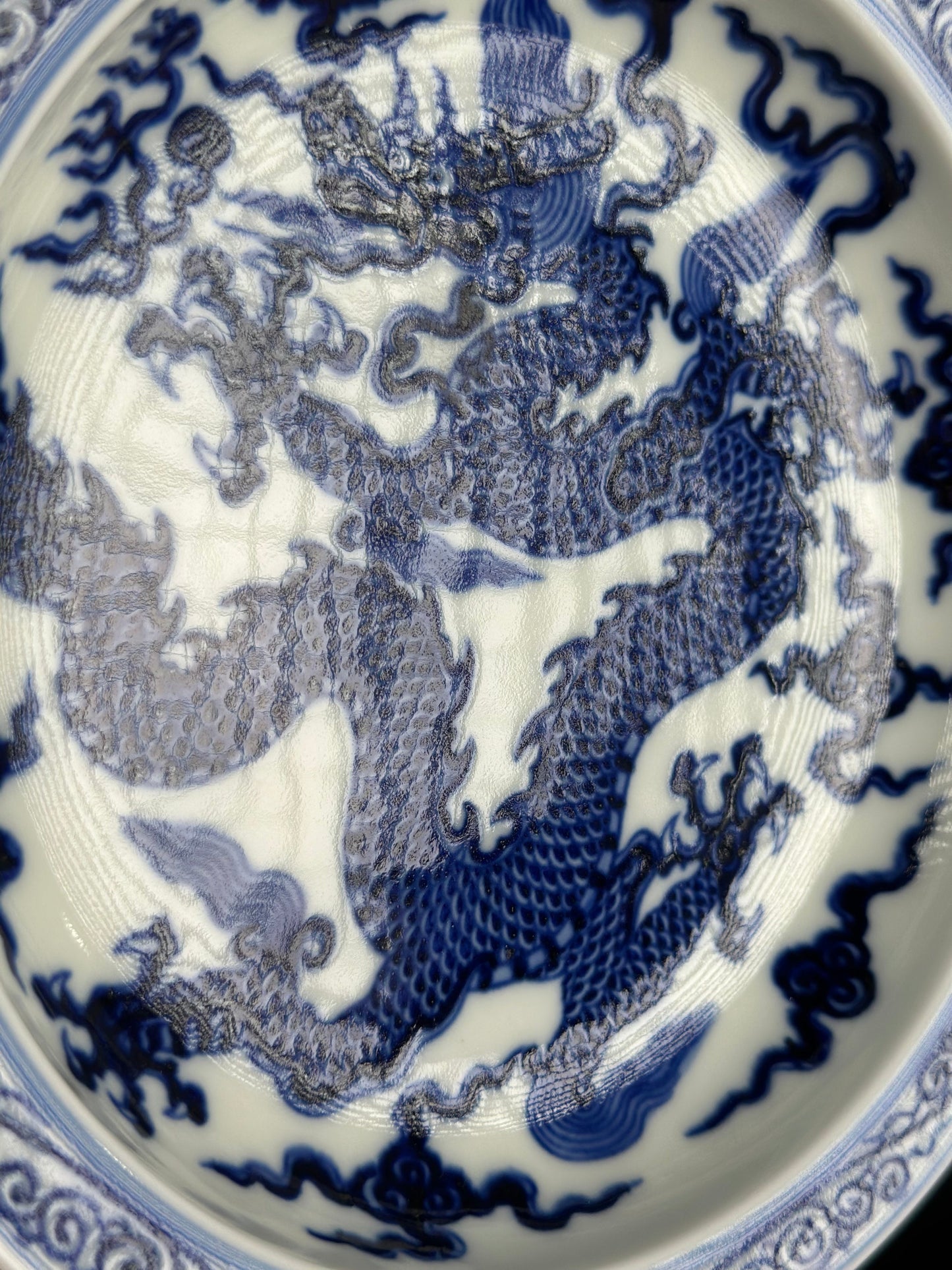 Chinese High-end Blue White Porcelain Handpainted Classic Xuande Dragon Pattern Tea tray Home Ornament Artwork Tray