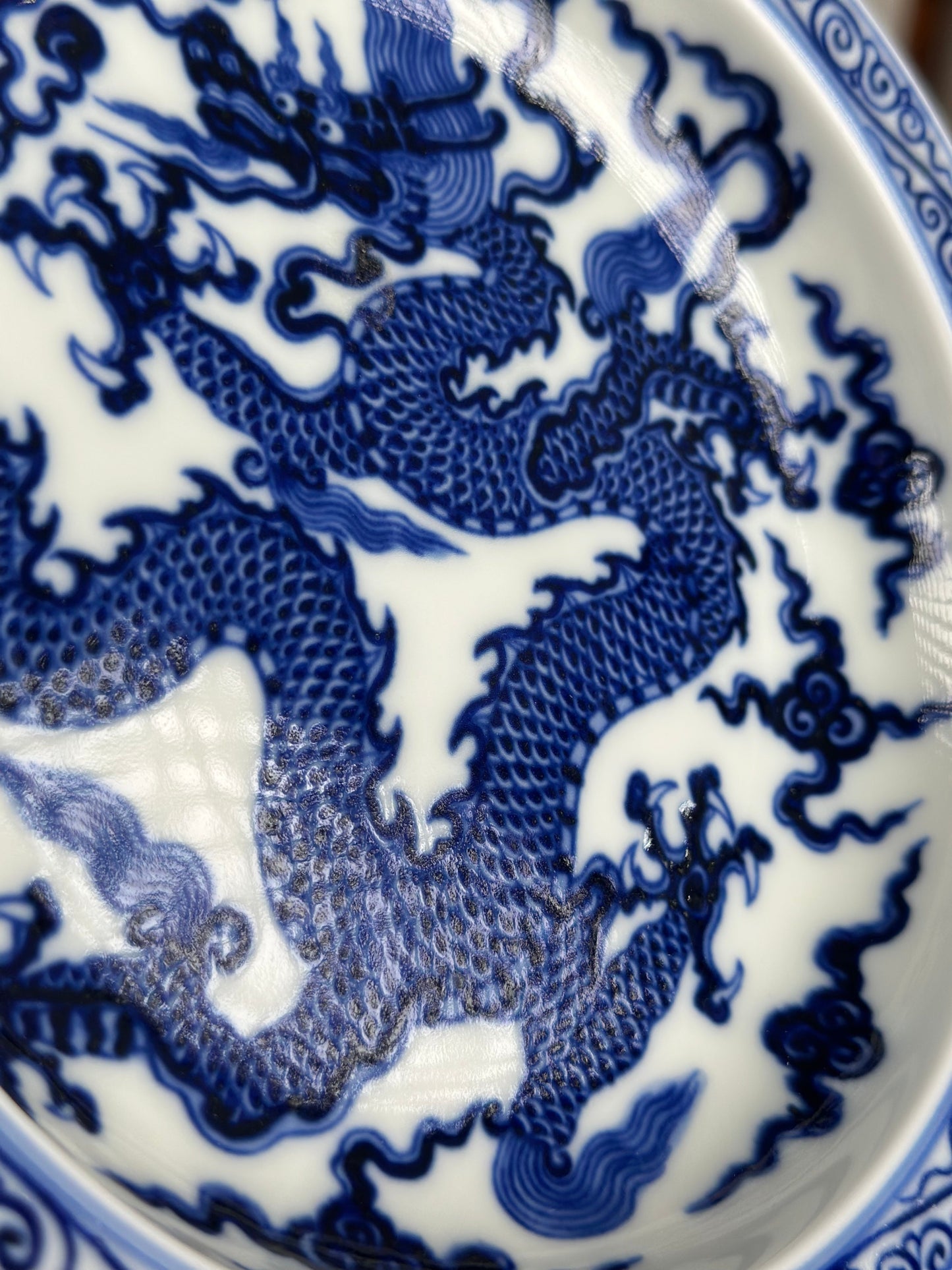 Chinese High-end Blue White Porcelain Handpainted Classic Xuande Dragon Pattern Tea tray Home Ornament Artwork Tray
