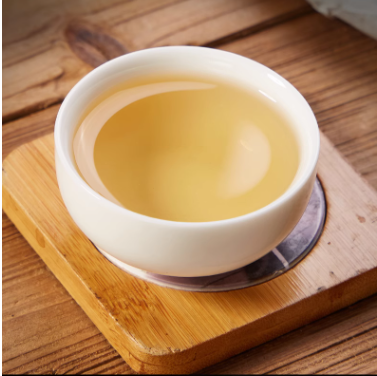 this is Chinese Yunnan Gushu raw puerh tea Sheng Puerh